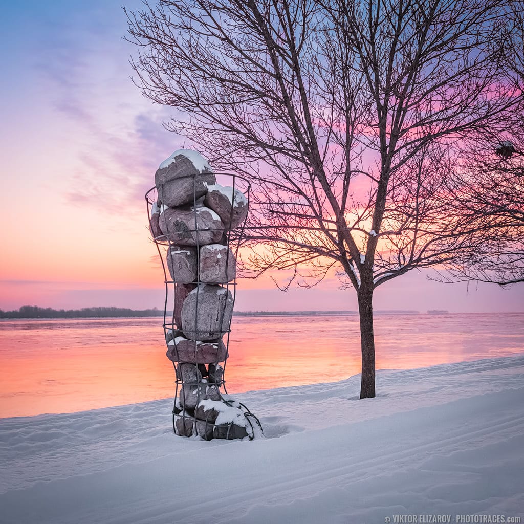 Golden hour at Saint Lawrence river in Montreal in winter