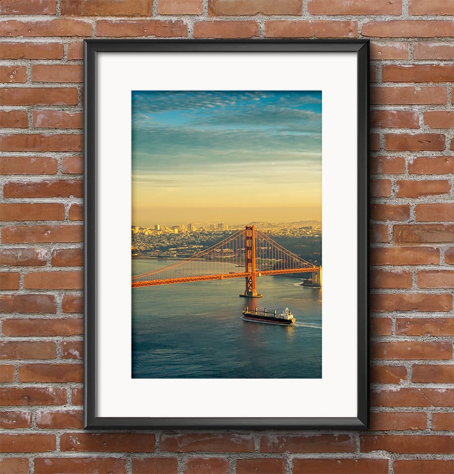Matte vs Glossy Photos: use glossy coating when framing photos without glass