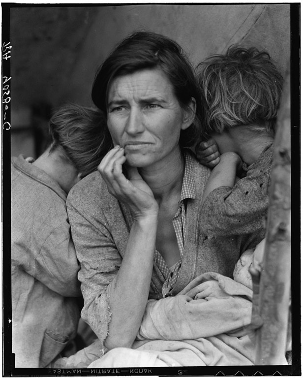 World Famous Photos:  Migrant Mother - Dorothea Lange – 1936
